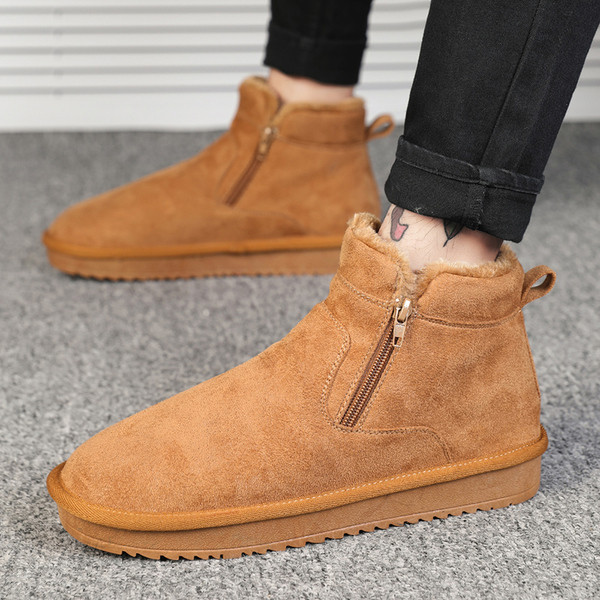 Öko velúrból készült férfi téli csizma új modellje cipzárral és lapos talppal