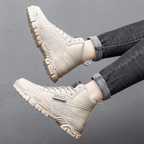 Velúr csizma durva talppal férfiaknak