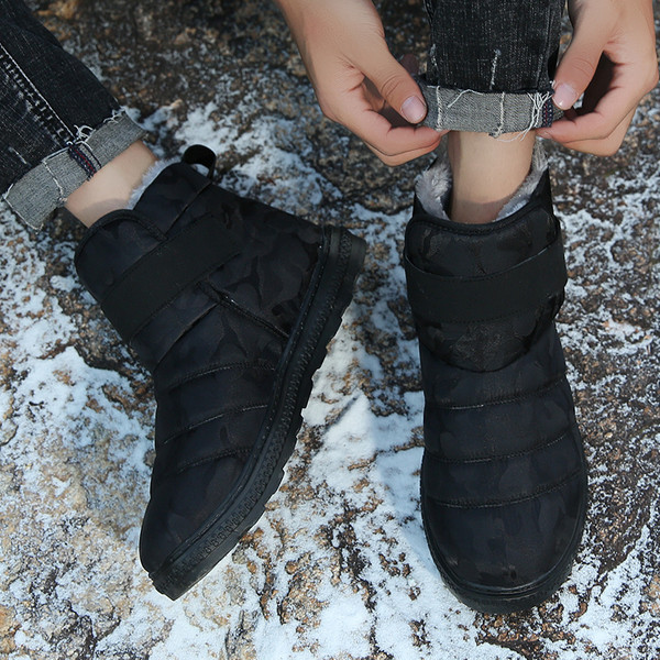 Téli vízálló férfi csizma meleg béléssel - nagy méret