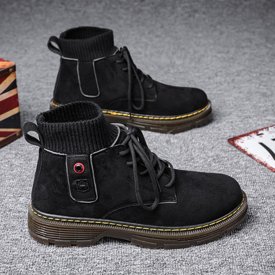 Χειμερινές ανδρικές μπότες από οικολογικό σουέτ με κορδόνια και επίπεδη σόλα