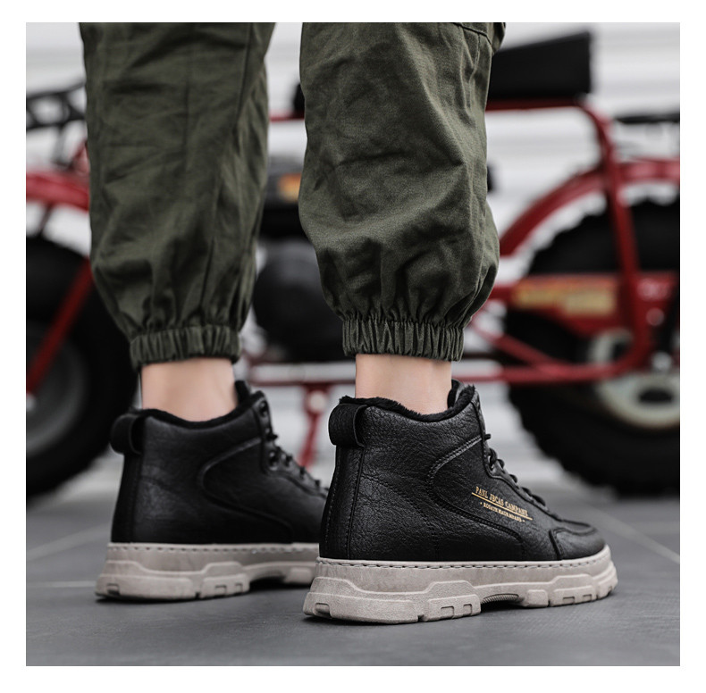 Eko bőrből készült téli csizma fűzővel és meleg béléssel