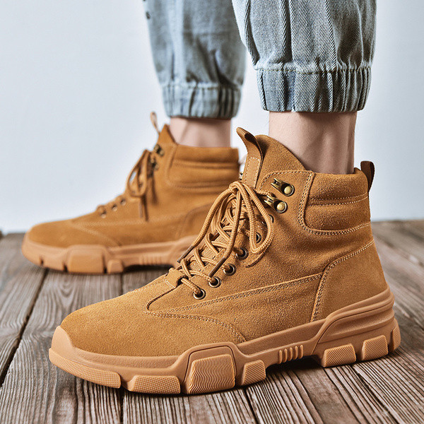 Férfi öko velúr csizma fűzővel és durva talppal