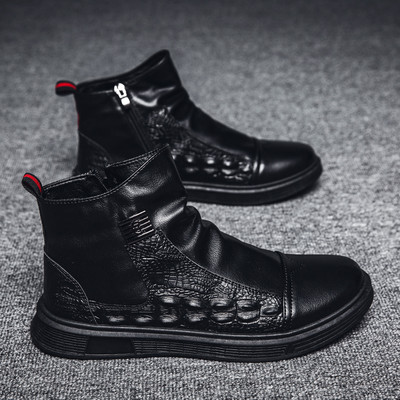 Ανδρικές μοντέρνες μπότες από οικολογικό δέρμα σε μαύρο χρώμα