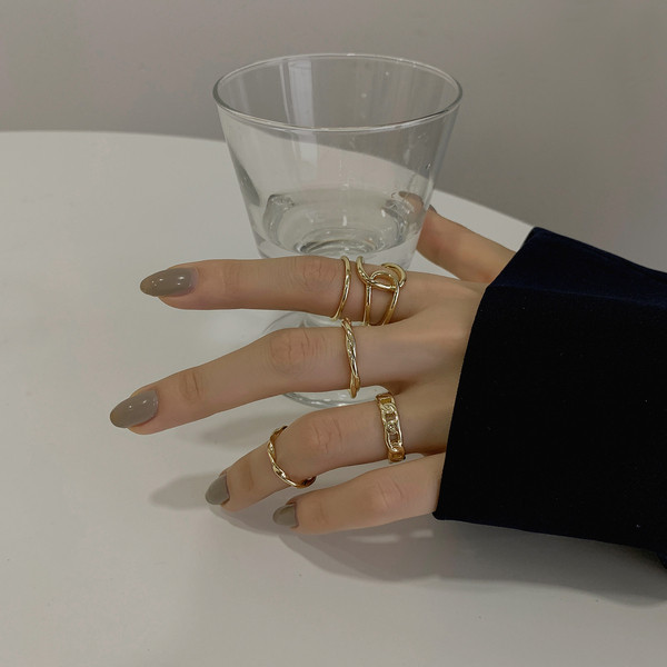 Καθημερινά γυναικεία σετ δαχτυλιδιών