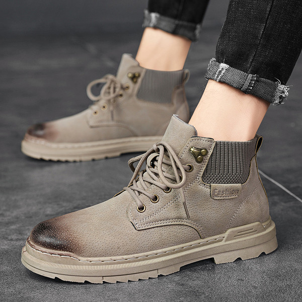 Modern, fűzős férfi cipő télire