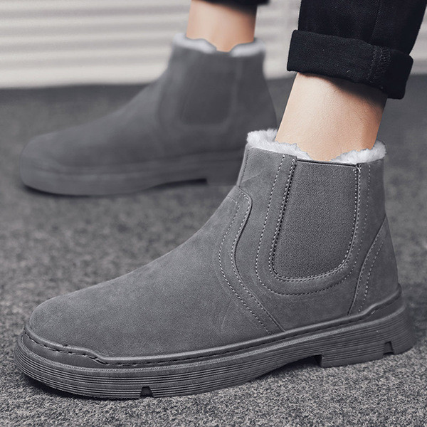 Moodsad mitmes värvitoonis sulevoodriga meeste saapad