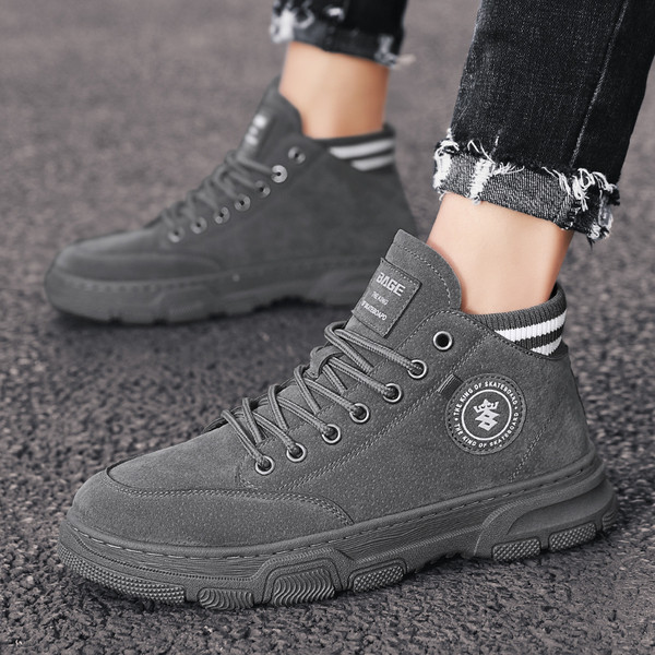 Öko-seemisnahast vabaajapaeltega meeste saapad