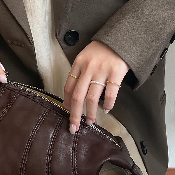 Női topikus gyűrűk dekorgyöngyökkel