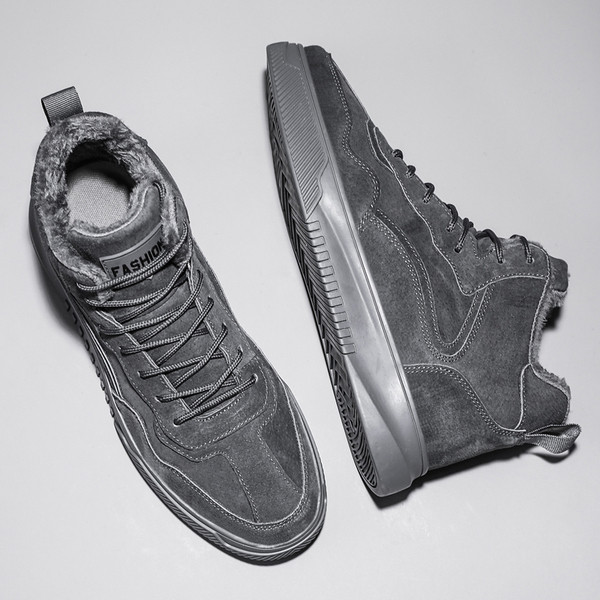 Sooja voodriga meeste saapad - tasase tallaga