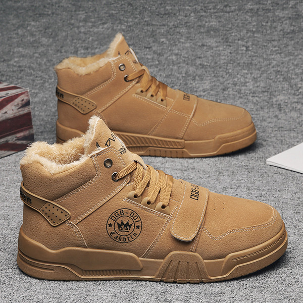 Modern férfi csizma meleg béléssel és lapos talppal