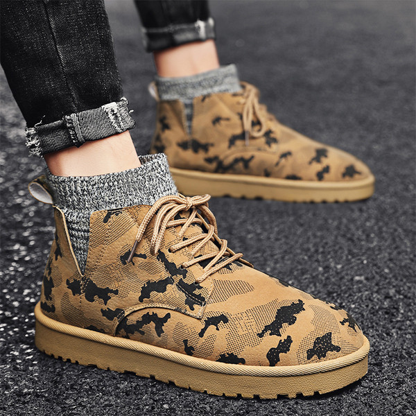 Uus mudel kamuflaažimustriga ja paeltega meeste saapad