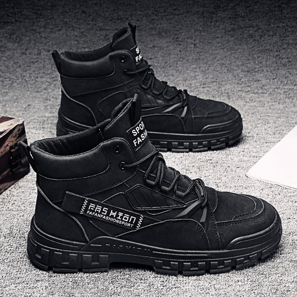 Meeste vabaaja saapad kirja ja paeltega