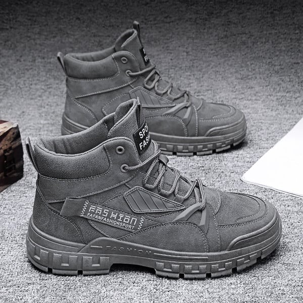 Meeste vabaaja saapad kirja ja paeltega