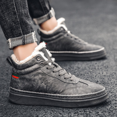 Őszi csizma új modellje meleg béléssel