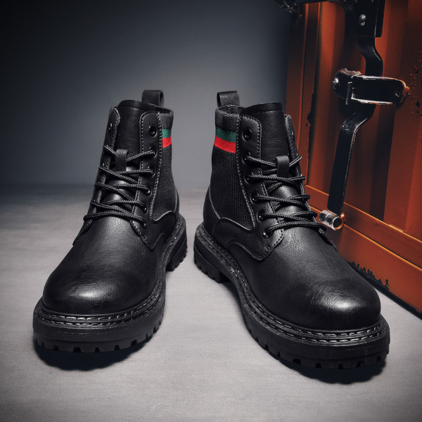 Praegused nööride ja lameda tallaga ökonahast meeste talvesaapad