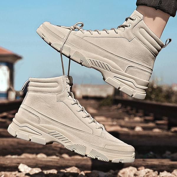 Uus mudel moodsad paeltega seemisnahast saapad