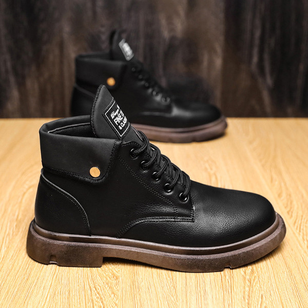 Öko-nahast moodsad paelte ja lameda tallaga meeste saapad