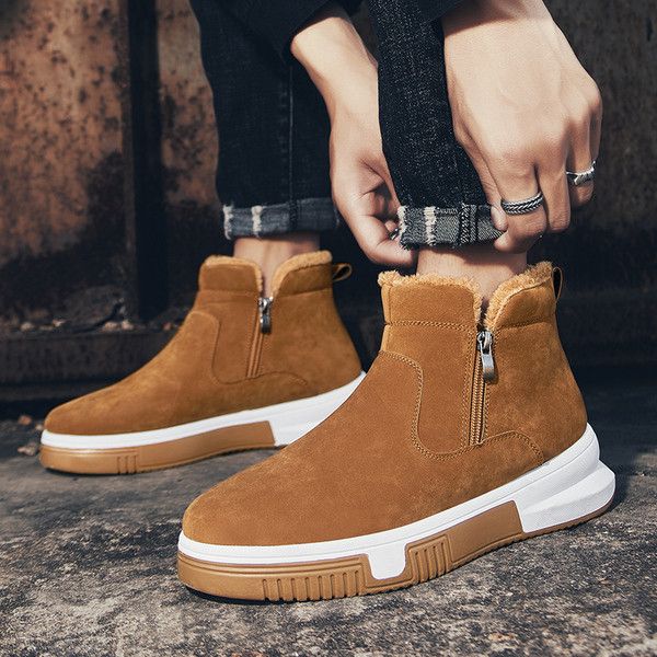 Férfi velúr csizma cipzárral és lapos talppal