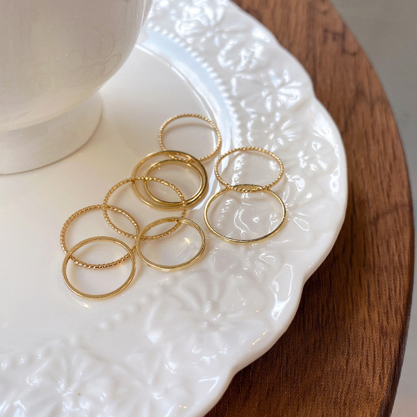 Naiste sõrmuste komplekt tavaline mudel