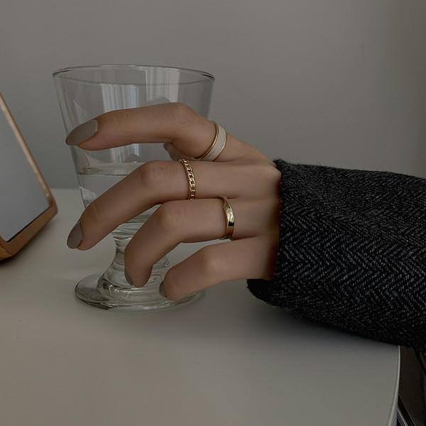 Naiste moodne kolmest sõrmust koosnev komplekt tavaline mudel