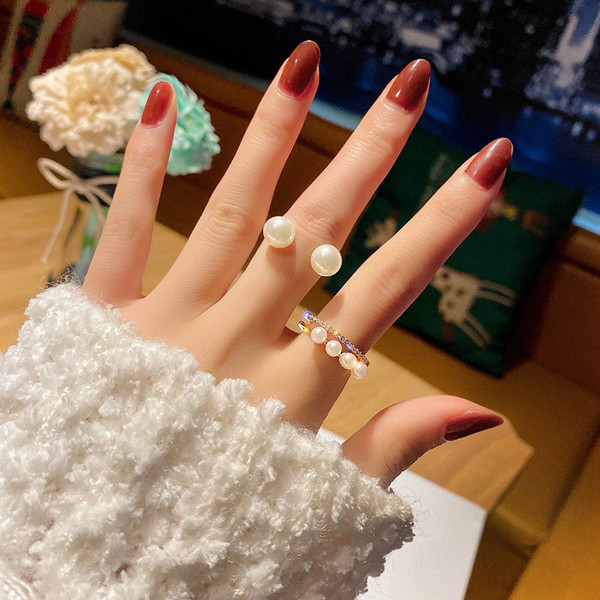 Naiste dekoratiivpärlitega sõrmuste komplekt