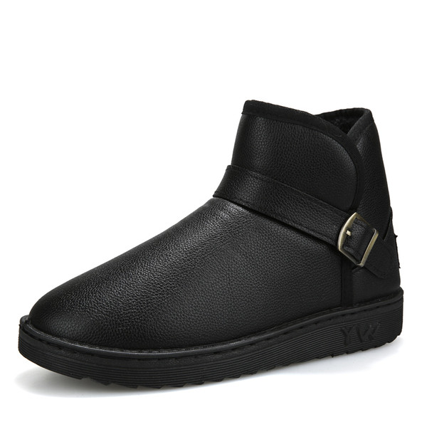 Zimske čizme s toplom postavom i kopčom