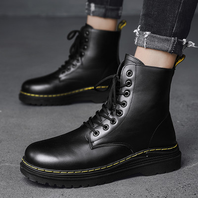 Bőr férfi csizma fűzővel - több modell