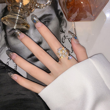 Дамски стилен пръстен с перли и камъни