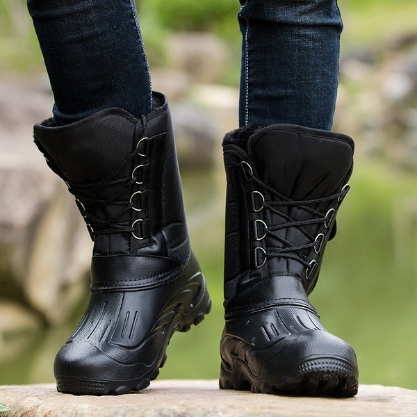 Voodriga meeste kummist saapad mitmel mudelil