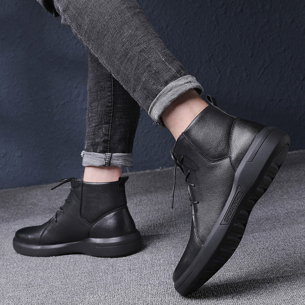 Férfi eco bőr csizma fűzővel és lapos talppal