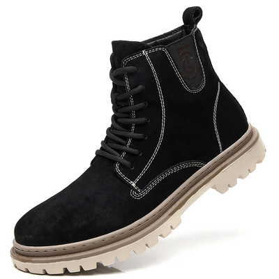 Modern férfi csizma öko velúrból, lapos talppal és fűzővel