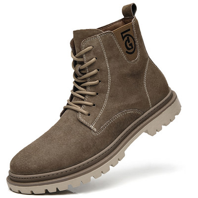 Modern férfi csizma öko velúrból, lapos talppal és fűzővel