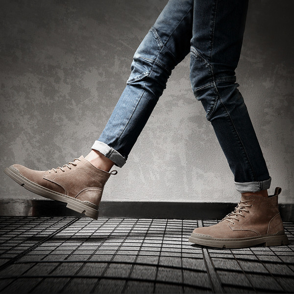 Eko velúrból készült férfi csizma lapos talppal