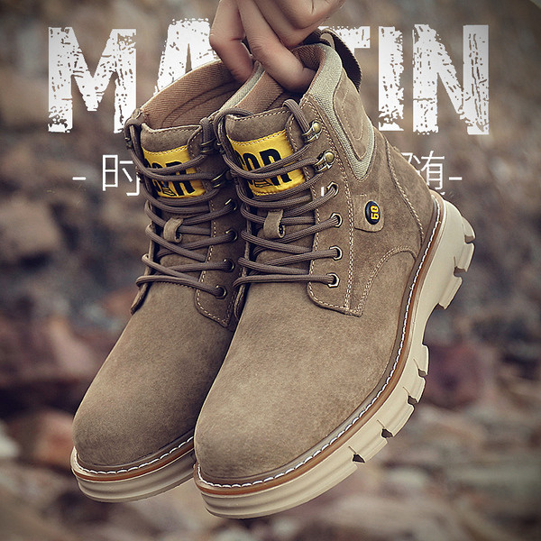 Modern férfi csizma öko velúrból, fűzővel és lapos talppal