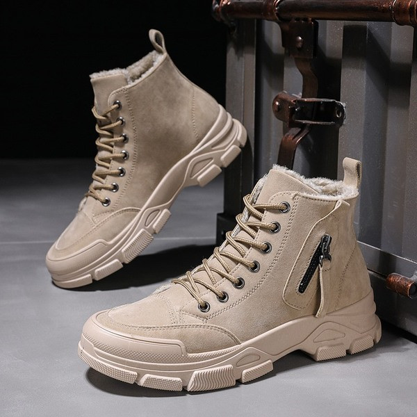 Új őszi-téli csizma modell durva talppal