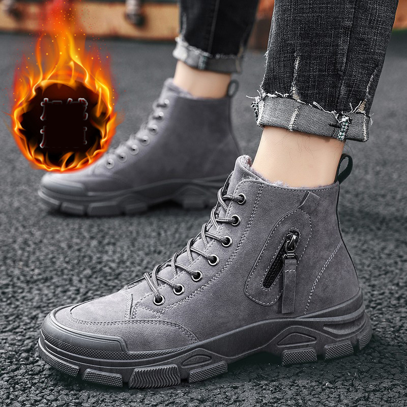 Új őszi-téli csizma modell durva talppal