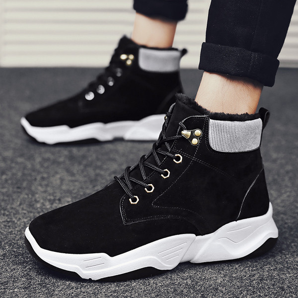 Férfi téli cipő magas talppal és fűzővel