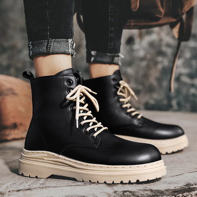 Téli férfi csizma durva talppal