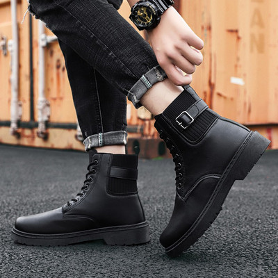 Kubai alkalmi csizma csattal