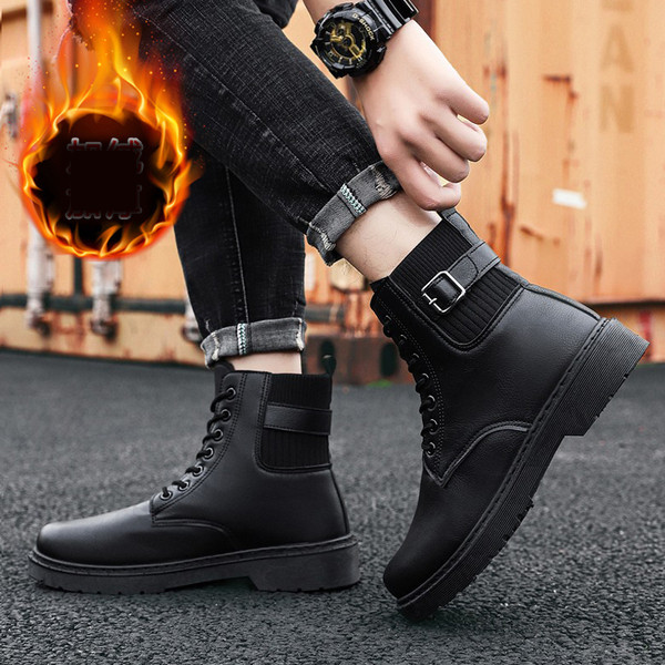 Kubai alkalmi csizma csattal