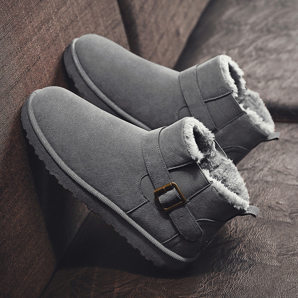 Ανδρικές casual μπότες με μαλακή επένδυση και μεταλλική αγκράφα