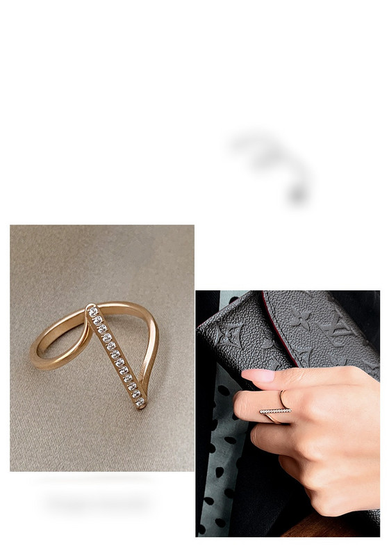 Moodne naiste õhuke kivikestega sõrmus