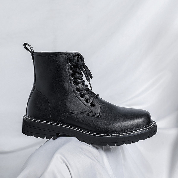 Lameda talla ja paeltega mustad meeste nahast saapad