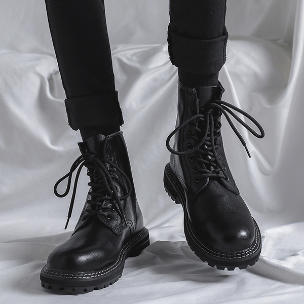 Kubai férfi bőrcsizma fűzővel