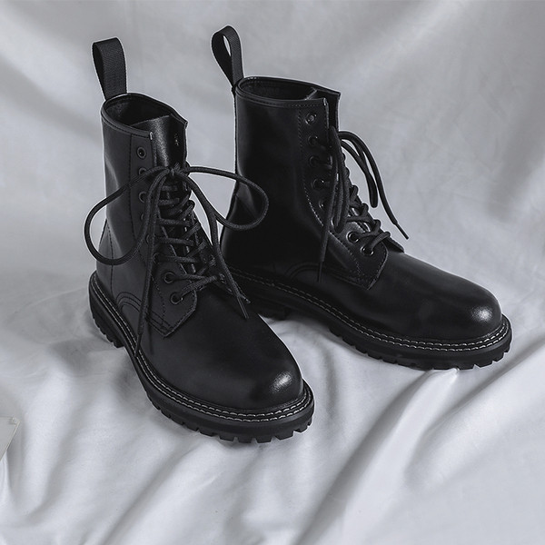 Kubai férfi bőrcsizma fűzővel