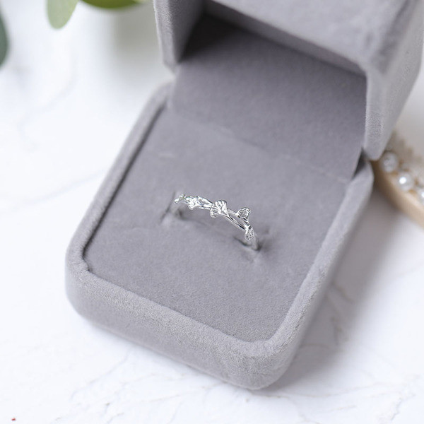 Női mindennapi vékony gyűrű