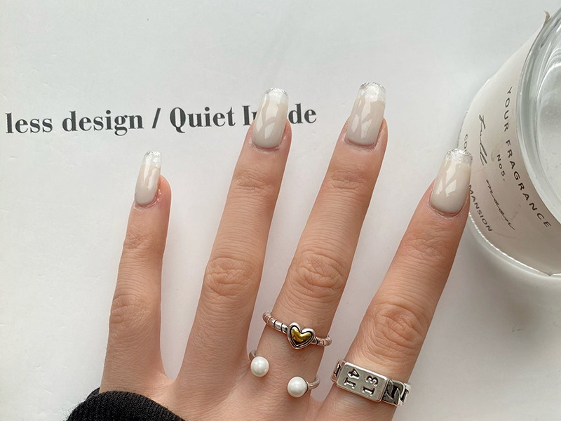 Három gyöngyös gyűrűből álló női szett