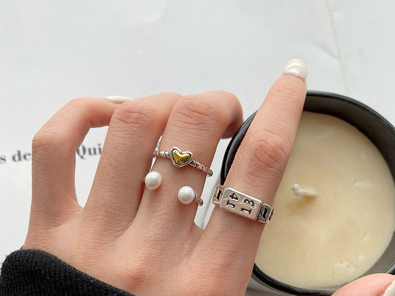 Három gyöngyös gyűrűből álló női szett