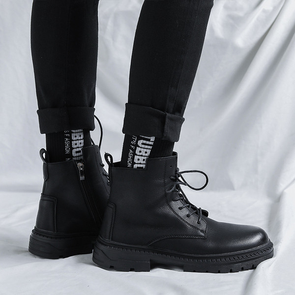 Meeste mustad ökonahast saapad lameda talla ja paeltega