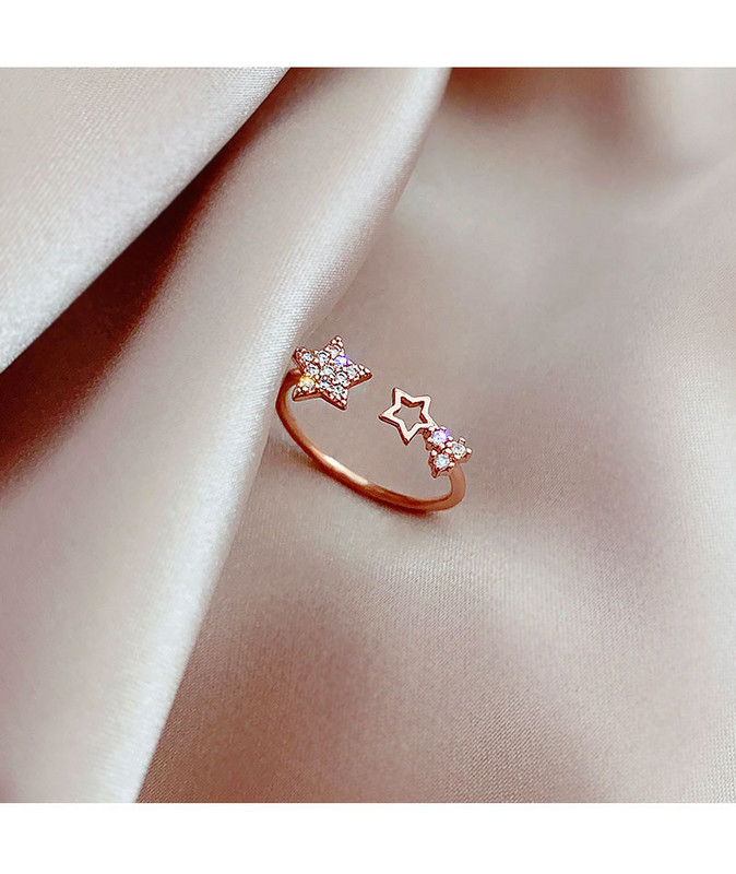 Igapäevane naiste sõrmus tähtedega